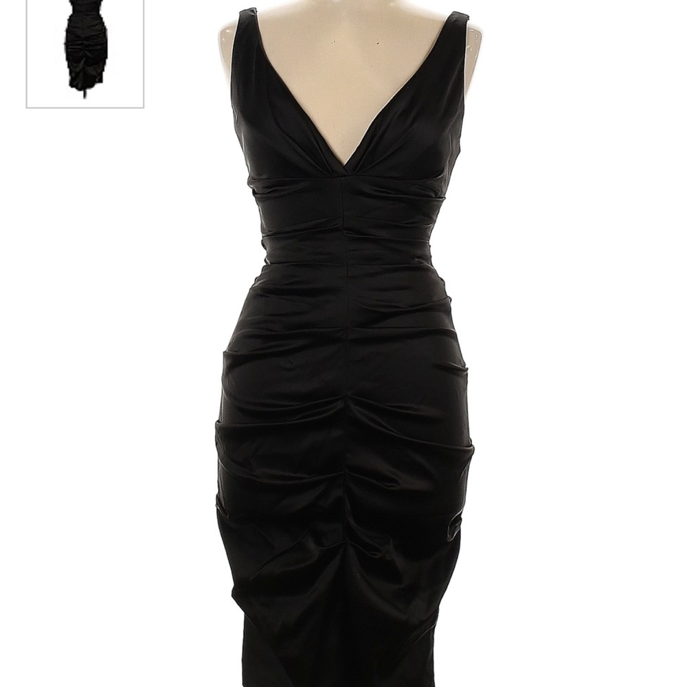 XSCAPE COCKTAIL DRESS W/ FLATTERING RUCHING W/ BACK ZIPPER